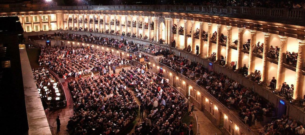 Appartamento A Palazzo Vinci Fermo Luaran gambar